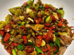 酸辣椒炒鸡杂-建辉湖南土菜馆(南大街店)