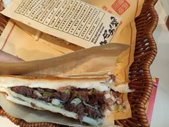 -乔家小院•非遗驴肉•本地小海鲜(滨河路店)