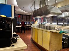 -旋转餐厅·海鲜自助(昆明锦江大酒店)