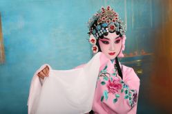 -华韵京剧摄影(洋桥角门东店)