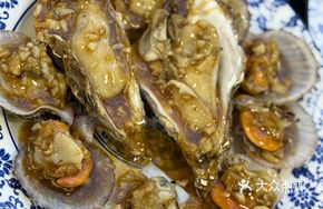 Oyster and Scallop Platter