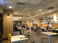 大堂-麦当劳(军博店)