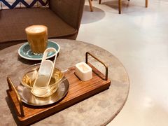 澳白-COTTON CAFE(德信·中外公寓店)