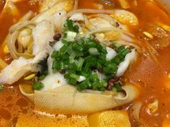 -渝是乎川渝小炒(新世界百货望京店)