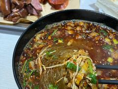 -牵人麻辣粉(粉巷店)
