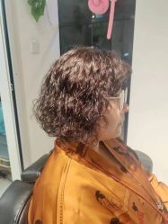 -东方美妍小鹏造型