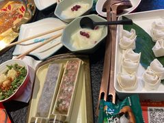 -王府井奥莱棋盘山小镇
