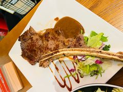 -HUZI虎滋精酿餐吧(京西大悦城店)