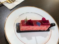荔枝覆盆子慕斯-游心咖啡(青山滨江店)