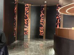 -左庭右院鲜牛肉火锅黑金店(陆家嘴中心店)