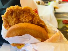 -麦当劳(哈西万达店)