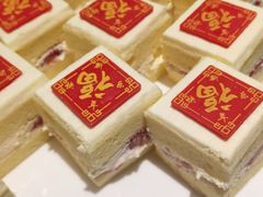 -东方滨江大酒店·滨江厅