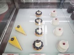 -UNI UNI(环亚凯瑟琳店)