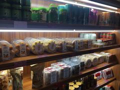 面包甜点陈列柜-欢姐伦教糕(北海大道北店)