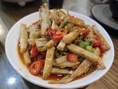 -堂瓦里·传统赣菜(第一街区店)