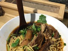 半斤半肉拉面-厝内小眷村(天河南一路店)