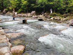 -鄣山大峡谷