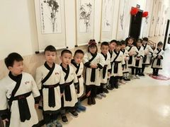 -童学馆·诗书礼乐少儿国学(光谷天地店)