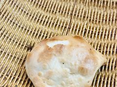 新疆特色烤包子-清真·尚穆回回香清真餐厅(工人新村店)