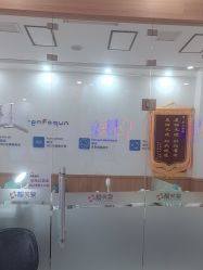 -靓芙泉专研痘痘肌