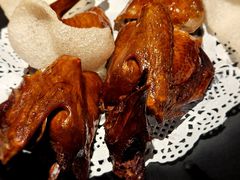 秘制脆皮乳鸽-避风塘(宝山万达店)