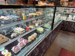 面包甜点陈列柜-精点味道(西安路店)