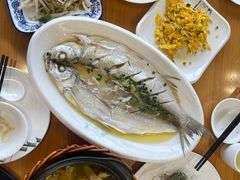 -品鲜村农家菜·阳澄湖大闸蟹(总店)