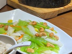-宴小馆·小海鲜青岛菜(五四广场店)