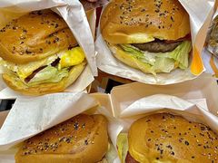 -牛约堡·手作牛肉汉堡(长宁店)