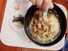 -汪一挑馄饨(老街店)