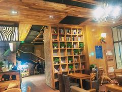 -雨舍咖啡(汉神购物广场咖啡街区店)