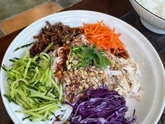 鸡丝凉米线-阿鹏故事云南野生菌火锅(人民路店)