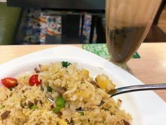 菠萝牛肉炒饭-佰搭果·广式茶餐厅(石牌东路店)