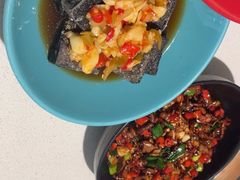 -湘鼎盛·大厨鲜炒湖南味(高新银泰店)