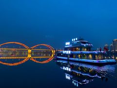 -南充通源宝马4S店(高坪店)