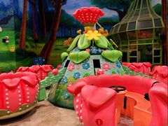 -蓝精灵乐园·世茂精灵之城主题乐园