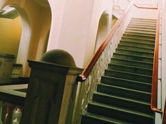 -香港大学