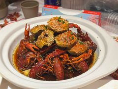 -肥肥虾庄·金牌油焖大虾(汉街SKP店)
