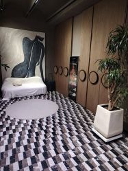 -琉璃丝美·高端美容SPA会所