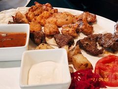 -Efes Turkish & Mediterranean Cuisine 艾菲斯餐厅(陆家嘴店)