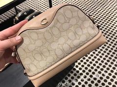 -COACH蔻驰(太古汇店)