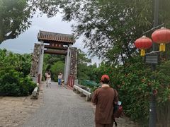-御霞苑泥烩鸡休闲农庄