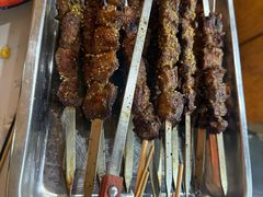 -哈尔滨小酒馆·鲜肉现穿自助烧烤(康新花园店)