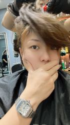 -艺格造型染发烫发
