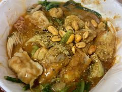 -二钢串叔麻辣烫(华龙大厦店)