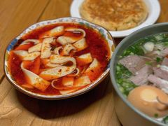 -臻老板牛肉面(光华路SOHO店)
