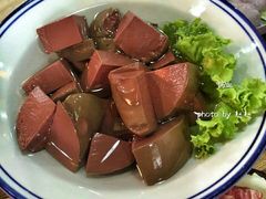 鲜嫩鸭血-东镇老火锅(长春路首店)