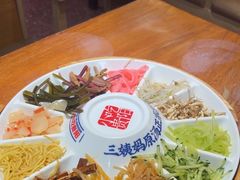 -怪噜范·老贵阳街头名小吃(鸿通城店)