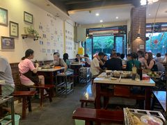大堂-水碾河刘老大串串香(水碾河路店)