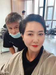 -C-18 SALON